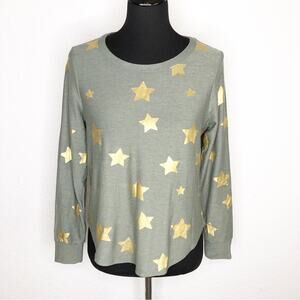 Chaser green and‎ gold star print knit top size Medium
